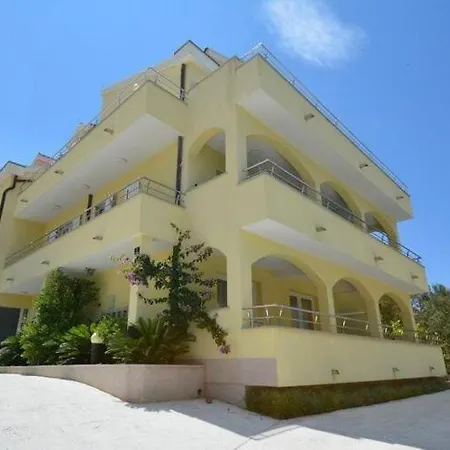 شقة Moonlight - Two Bedroom With Sea View Terrace Family *