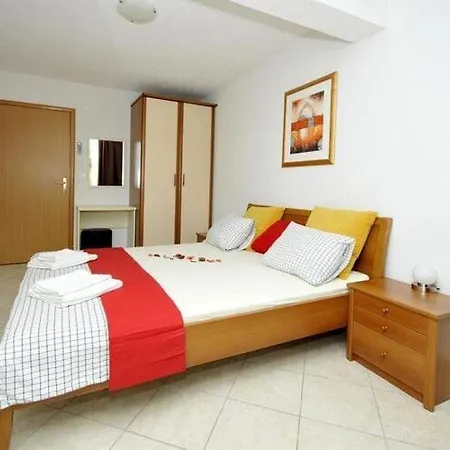 Moonlight - Two Bedroom With Sea View Terrace Family Apartment *